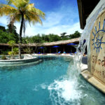 Siladen Resort & Spa - Pool und Wasserfall